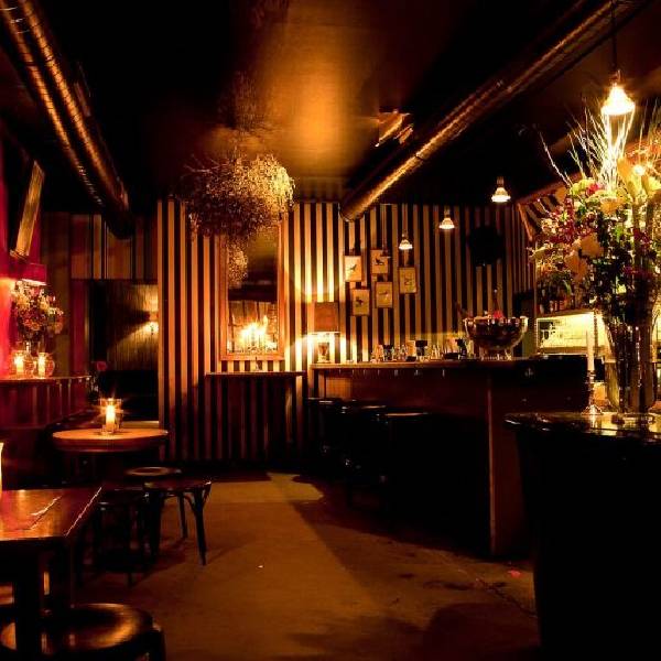 Neue Odessa Bar am Dienstag