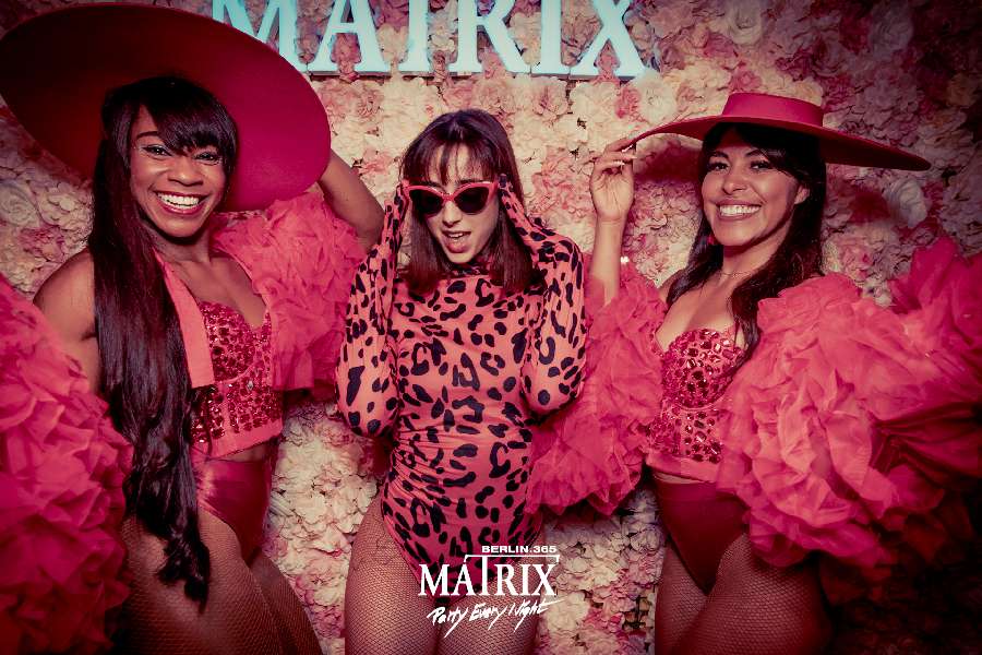 01_matrix-party_31_05_2025
