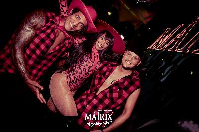 02_matrix-party_16_08_2025