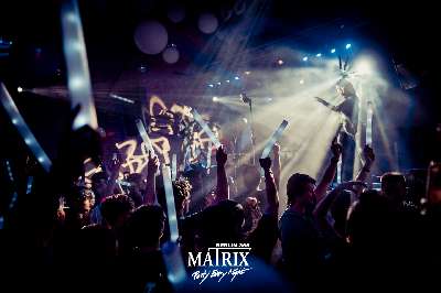 02_matrix-party_23_08_2025