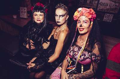 Party Bild aus dem  vom 02.11.2025