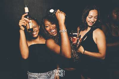07_gretchen-afro_haus_04_07_2025